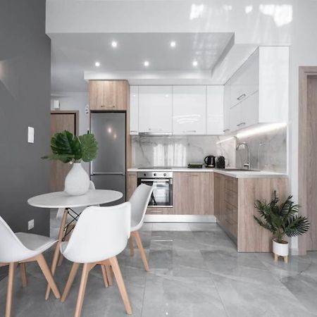 Soleggiato Minimal Apartment Thessaloníki Luaran gambar